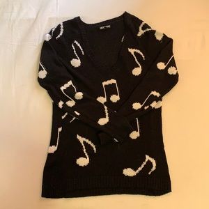 Hot Topic music notes sweater